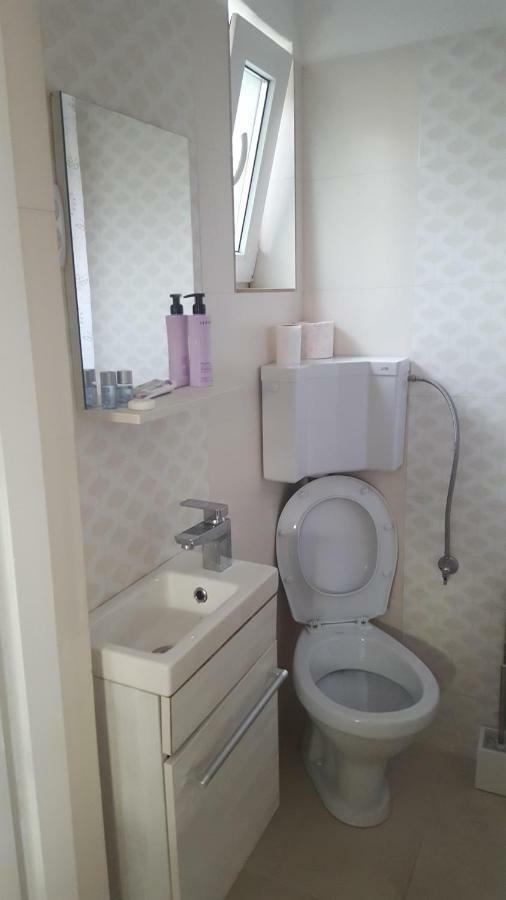 Cozy Home In The Heart Of Cluj Napoca Bagian luar foto